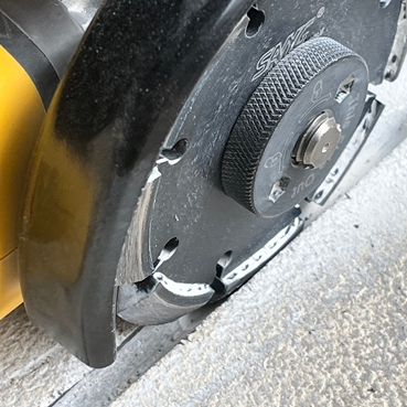 Лезвие SANG V-образной формы Crack Chase — режут быстрее и работают эффективнее.